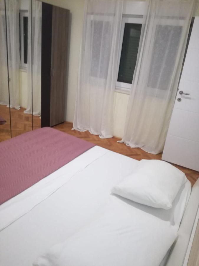 Apartmani Ivica Martic Duce Ngoại thất bức ảnh