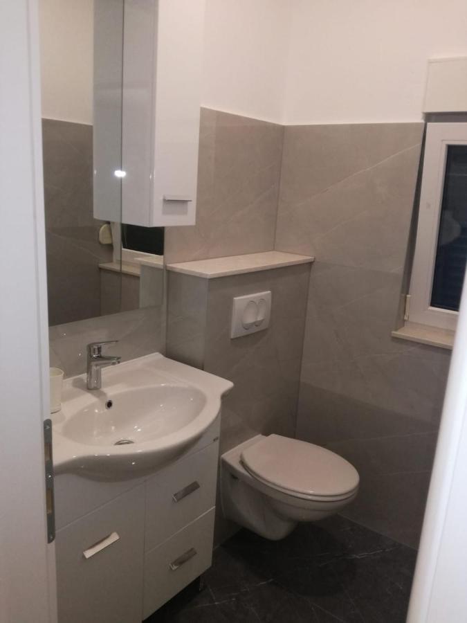 Apartmani Ivica Martic Duce Ngoại thất bức ảnh