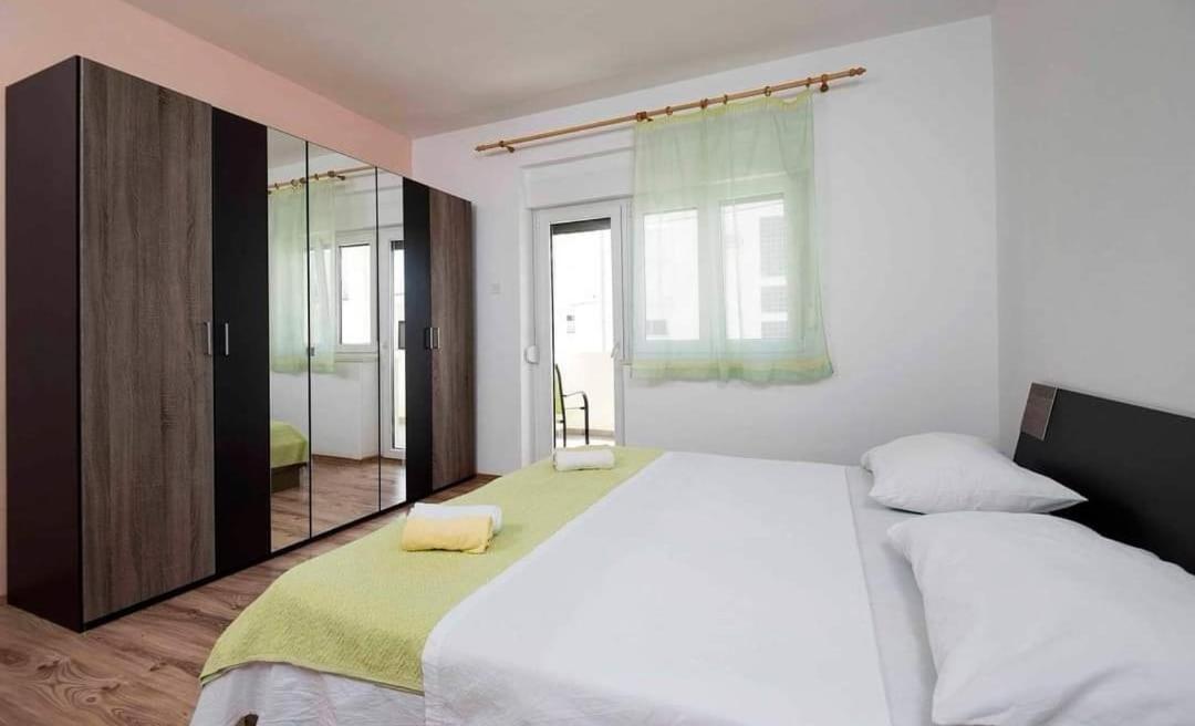 Apartmani Ivica Martic Duce Ngoại thất bức ảnh